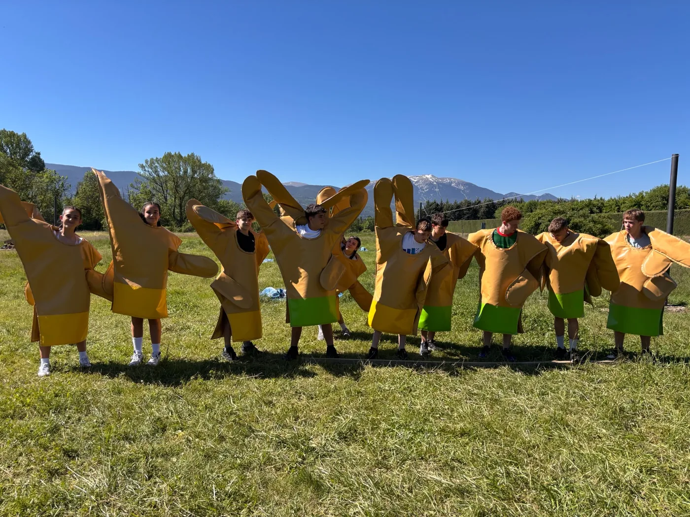 Grup participant als jocs d’Humor Amarillo a la Cerdanya